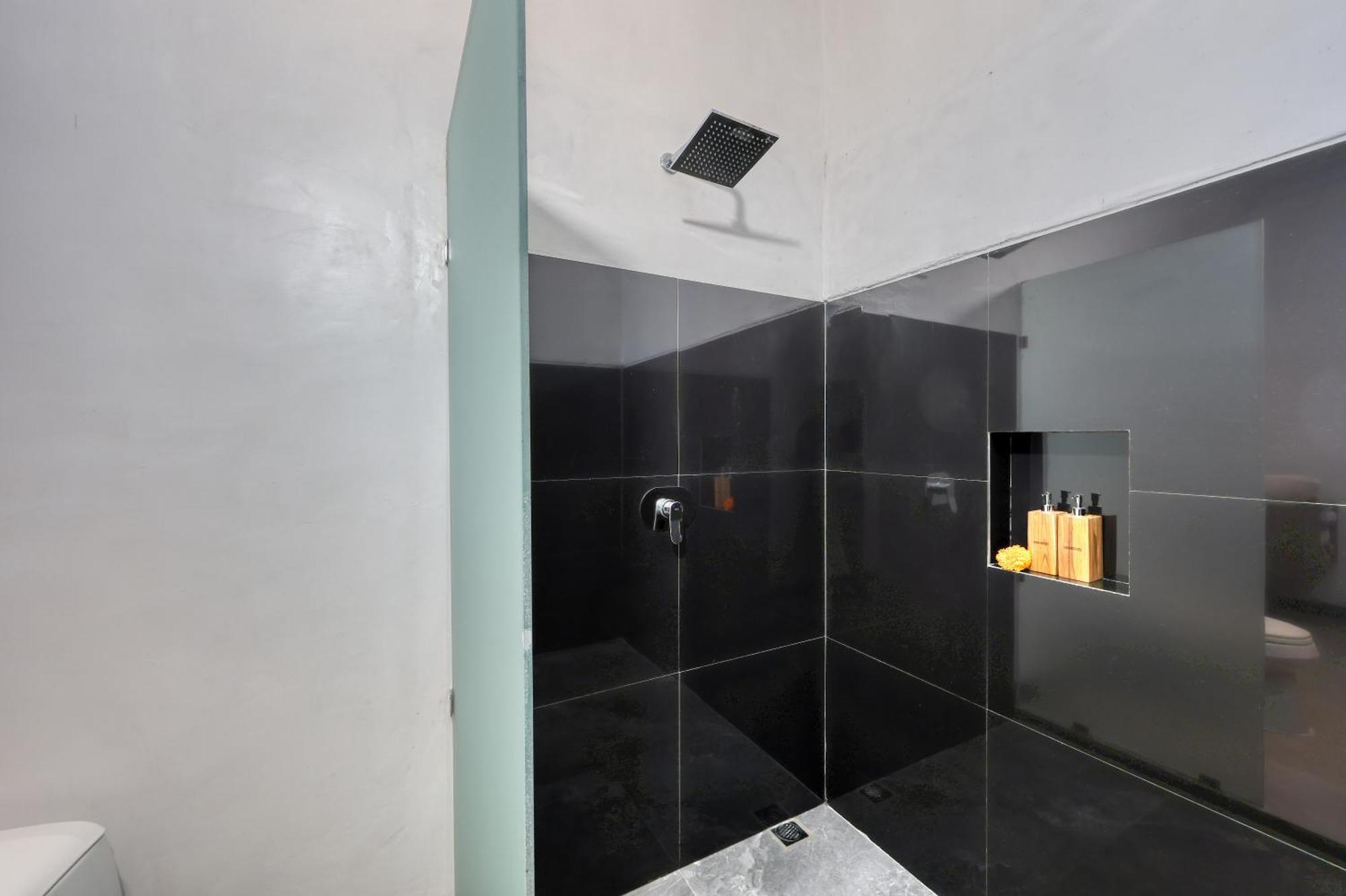 Villa Kelingking Tatakan *